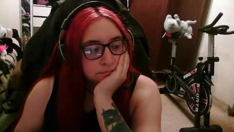 Mika online show from April 23, 2026, 11:40 pm