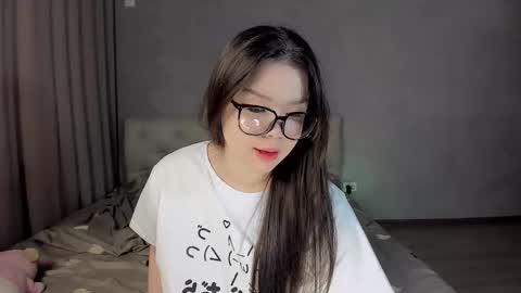 mikasssu online show from January 20, 2025, 12:07 pm