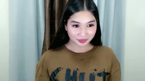 Kyla online show from November 13, 2025, 7:18 am