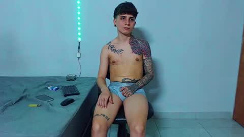 Mike IMDEPENDIENT MODEL online show from September 15, 2025, 1:49 am