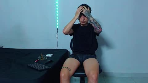 Mike IMDEPENDIENT MODEL online show from October 10, 2025, 1:48 am