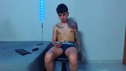 Mike IMDEPENDIENT MODEL online show from November 10, 2025, 2:10 am