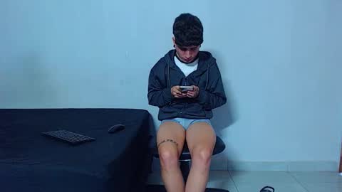 Mike IMDEPENDIENT MODEL online show from February 3, 2026, 4:01 pm