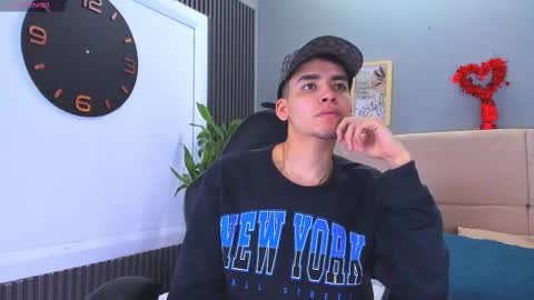 Mike 0233 online show from February 12, 2025, 4:44 am