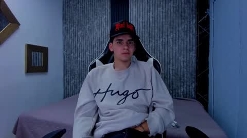 Mike 0233 online show from November 26, 2025, 5:08 am