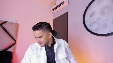 Mike  online show from November 19, 2025, 11:54 am