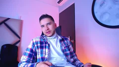 Mike  online show from December 4, 2025, 11:41 am