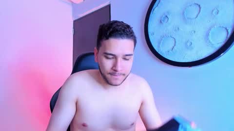 Mike  online show from December 22, 2025, 12:02 pm