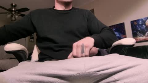 Snapshot of mike__oxlong_ chatting on January 9, 2025, 12:46 am Mike Oxlong online show from January 9, 2025, 12:46 am