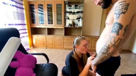 Mike and anna online show from April 4, 2026, 8:12 am