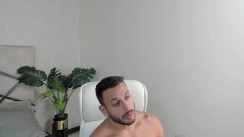 Mike Belle online show from February 28, 2025, 10:06 pm