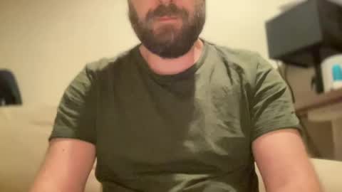 Snapshot of mike_berlin1 chatting on April 19, 2026, 7:38 pm MIke online show from April 19, 2026, 7:38 pm
