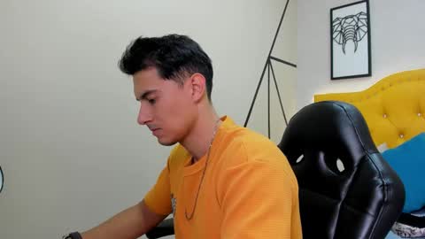 Snapshot of mike_conors chatting on February 19, 2026, 2:07 am Mike online show from February 19, 2026, 2:07 am