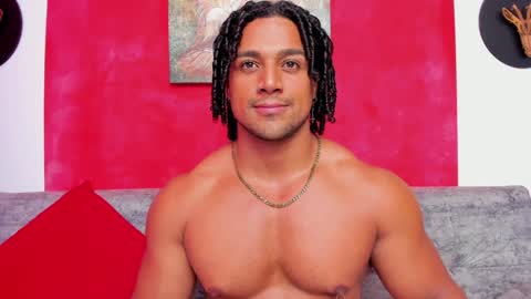 Snapshot of mike_estevess chatting on December 20, 2024, 11:32 am   online show from December 20, 2024, 11:32 am