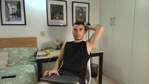 mike feet online show from October 15, 2025, 4:40 pm