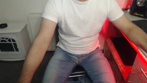 MikeMaster online show from December 8, 2024, 2:09 pm