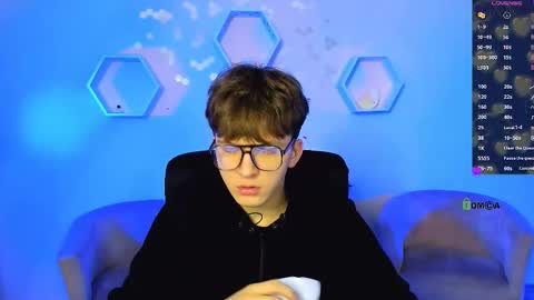 Snapshot of mike_tease chatting on December 1, 2025, 8:36 pm Your Mike online show from December 1, 2025, 8:36 pm