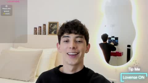 Mikebelf4 online show from April 9, 2026, 12:32 am