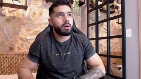 Snapshot of mikeblare chatting on January 11, 2025, 7:05 pm Mike Blare online show from January 11, 2025, 7:05 pm