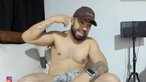 mikeblaree online show from November 15, 2025, 3:37 am