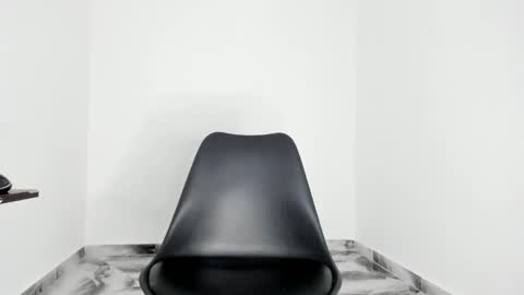 mikee_scooth online show from February 20, 2026, 6:52 pm