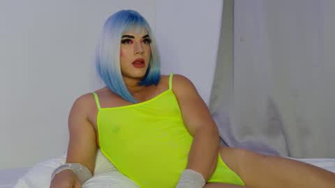 mikegaitan1 online show from November 11, 2025, 10:10 pm