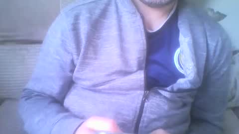 mikehockishuge9 online show from January 18, 2026, 2:54 pm