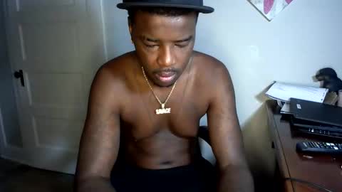 Snapshot of mikejones1415 chatting on October 29, 2025, 2:52 pm mike jones online show from October 29, 2025, 2:52 pm