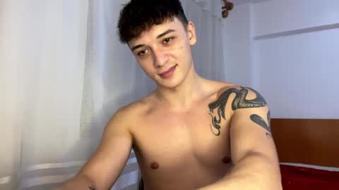 Snapshot of mikelaur chatting on December 1, 2024, 6:52 pm MikeLaur online show from December 1, 2024, 6:52 pm