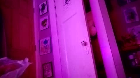 mikeoxhughes216 online show from November 29, 2025, 7:44 am