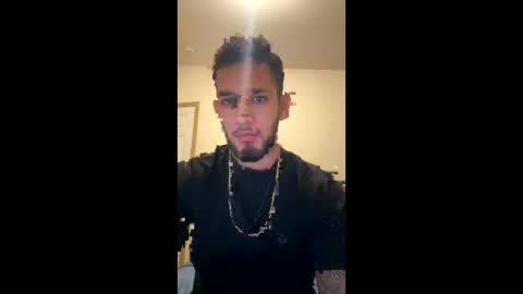 Snapshot of mikethomson01 chatting on February 5, 2025, 12:53 am Mike online show from February 5, 2025, 12:53 am