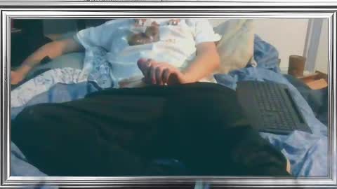 Snapshot of mikey_silver chatting on December 19, 2024, 2:34 am mikey_silver online show from December 19, 2024, 2:34 am