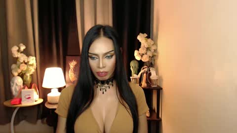 Mistress MikeyAlawi online show from February 2, 2025, 2:24 pm