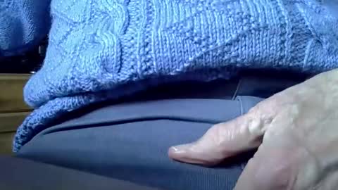 Snapshot of mikeybed chatting on January 11, 2026, 1:05 pm mikeybed online show from January 11, 2026, 1:05 pm