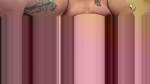 mikeylikesit2222 online show from March 11, 2025, 10:51 am