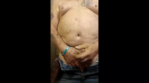 Snapshot of mikeyliksclits chatting on May 18, 2026, 7:31 pm mikeyliksclits online show from May 18, 2026, 7:31 pm