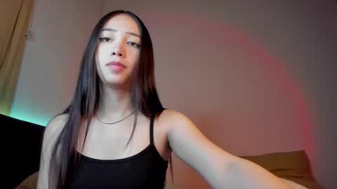 VIOLETAMIKE online show from March 6, 2025, 8:16 pm