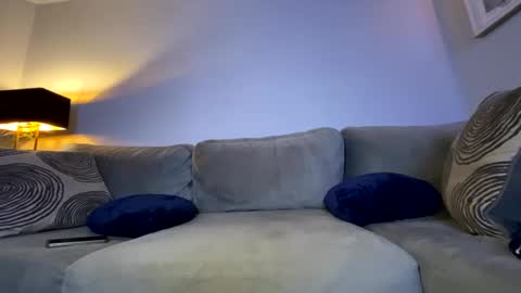 mikeywhite123 online show from December 25, 2024, 4:44 am