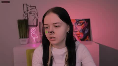 miki_ti online show from November 16, 2025, 9:26 am