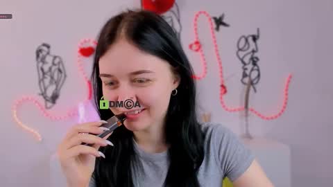 miki_ti online show from February 17, 2026, 5:59 am