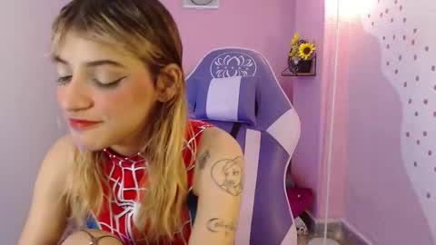 Mikka 3 online show from October 31, 2025, 1:34 pm