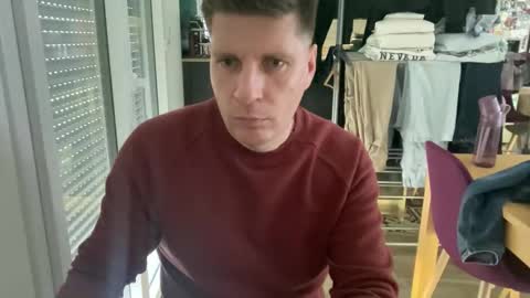 miklp8463 online show from March 17, 2026, 12:19 pm