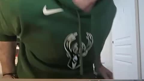 Snapshot of mikmik91 chatting on February 10, 2025, 4:14 pm mikmik91 online show from February 10, 2025, 4:14 pm