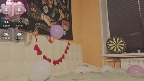 Miko online show from October 19, 2025, 8:20 pm