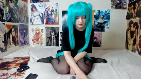 miku_frost online show from March 2, 2026, 11:44 pm
