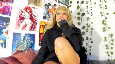   miku katsuragi  online show from December 23, 2024, 3:07 am