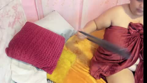 mila_cinnamon13 online show from December 3, 2024, 8:27 am