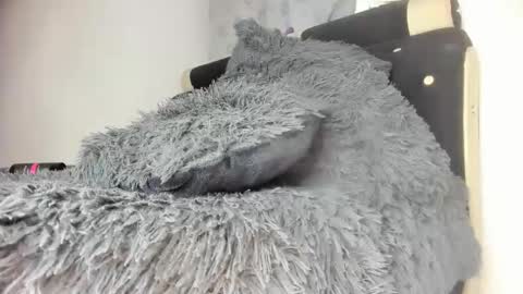 Mila Dash online show from February 7, 2025, 5:20 am