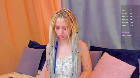 mila_kinor online show from December 11, 2024, 5:53 am
