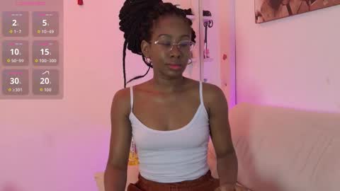 Mila  Max online show from November 2, 2025, 12:07 pm